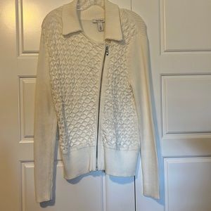 New without tag- Women sweater size L